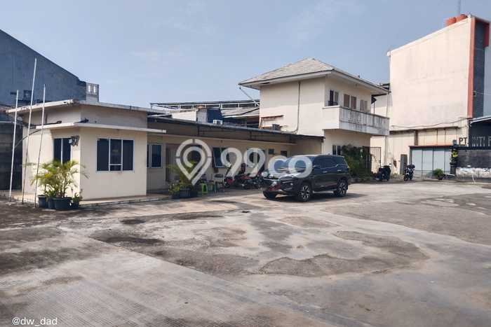LOKASI STRATEGIS! Gudang Kawasan Daan Mogot, Luas 5604m², Area Komersial LOKASI STRATEGIS! Gudang Kawasan Daan Mogot, Luas 5604m², Area Komersial