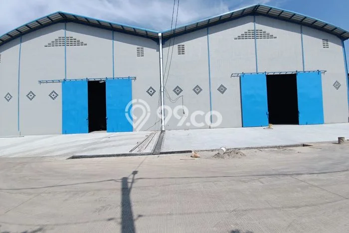 Unit Gudang Disewakan di Dadap di Area Ramai & Strategis Unit Gudang Disewakan di Dadap di Area Ramai & Strategis