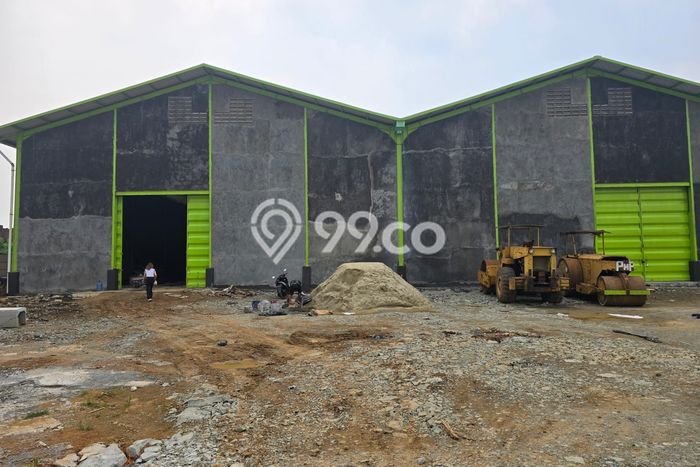 Gudang Kawasan Bisnis Kawasan Periuk, Luas 1728m², Siap Operasional Gudang Kawasan Bisnis Kawasan Periuk, Luas 1728m², Siap Operasional