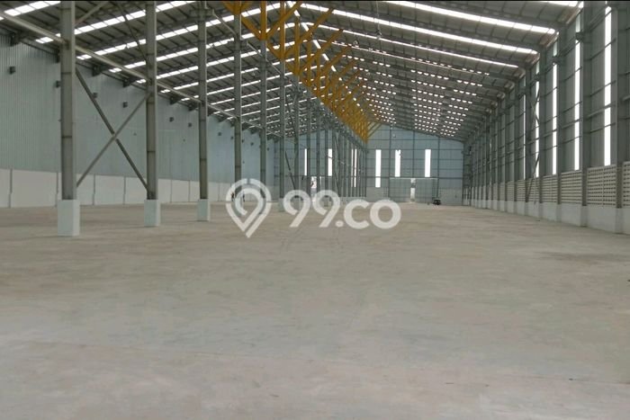 Gudang Disewa di Tangerang dengan LB 1000m2 Area Komersial Ramai Gudang Disewa di Tangerang dengan LB 1000m2 Area Komersial Ramai