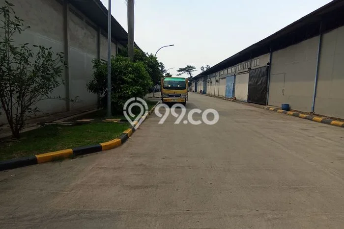 Unit Komersial Disewakan di Tangerang Kawasan Strategis Harga Kompetitif Unit Komersial Disewakan di Tangerang Kawasan Strategis Harga Kompetitif