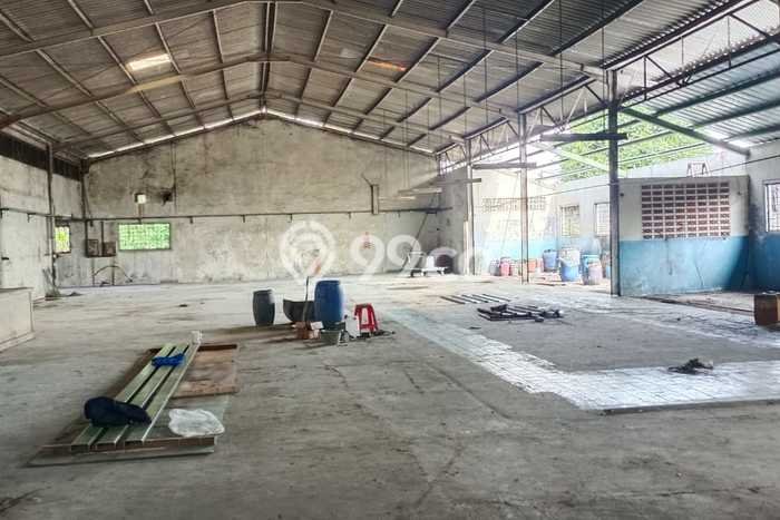 Gudang paling strategis disewakan di Jati Uwung Tangerang Gudang paling strategis disewakan di Jati Uwung Tangerang