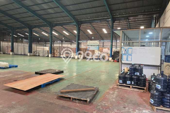 Gudang Area Bisnis di Jatake, Luas 4000m², Posisi Strategis Gudang Area Bisnis di Jatake, Luas 4000m², Posisi Strategis