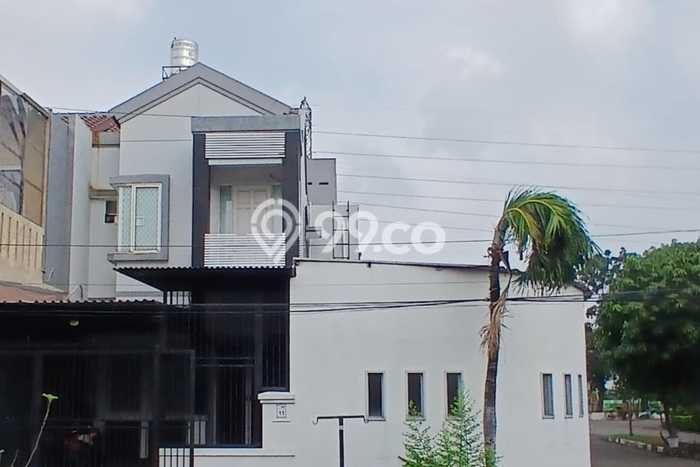 Rumah Elit LB 322m2 Siap Pakai Desain Elegan di Semanan, Jakarta Barat Rumah Elit LB 322m2 Siap Pakai Desain Elegan di Semanan, Jakarta Barat