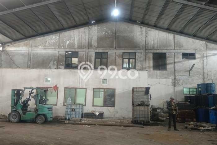 Gudang Disewa di Tangerang dengan LB 3000m2 Area Komersial Ramai Gudang Disewa di Tangerang dengan LB 3000m2 Area Komersial Ramai