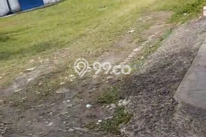 Area Ramai! Gudang Dijual di Jati Uwung untuk Bisnis Luas Bangunan 3000m2 Area Ramai! Gudang Dijual di Jati Uwung untuk Bisnis Luas Bangunan 3000m2
