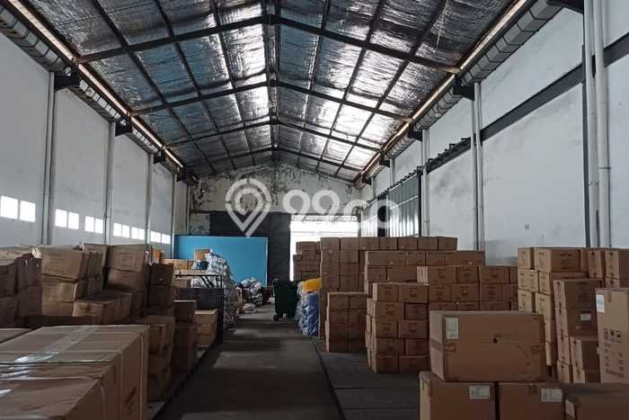 Disewakan Gudang di Kawasan Ramai Pantai Indah Kapuk Luas 450m2 Disewakan Gudang di Kawasan Ramai Pantai Indah Kapuk Luas 450m2