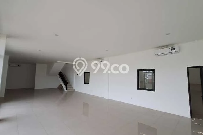 Unit Gudang Disewa Lokasi Legok, Tangerang Spesifikasi Luas Bangunan 1137m2 Unit Gudang Disewa Lokasi Legok, Tangerang Spesifikasi Luas Bangunan 1137m2