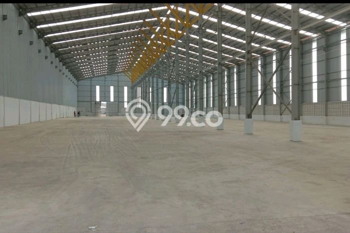 Gudang Disewa di Tangerang dengan LB 4800m2 Area Komersial Ramai Gudang Disewa di Tangerang dengan LB 4800m2 Area Komersial Ramai