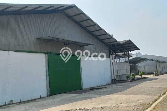 Unit Gudang disewakan di Cikupa Tangerang dengan LT 2500m2 / LB 2051m2 Unit Gudang disewakan di Cikupa Tangerang dengan LT 2500m2 / LB 2051m2