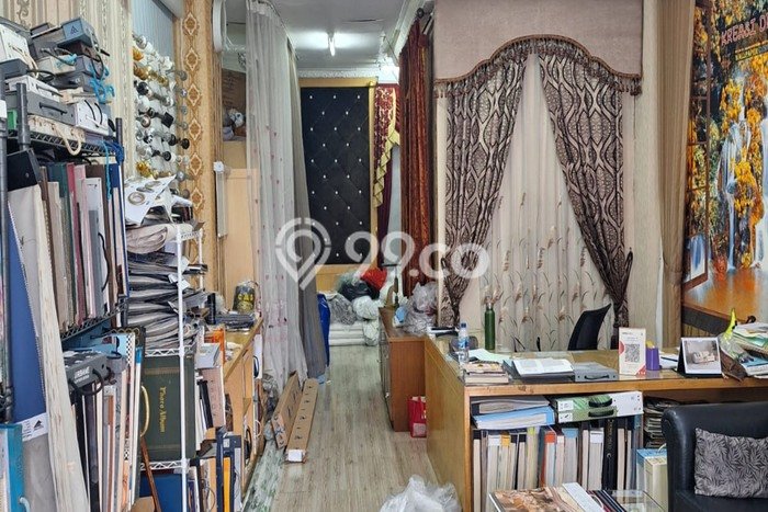 Unit Ruko Dijual di Jakarta Pusat LT 352m2 & LB 800m2 Unit Ruko Dijual di Jakarta Pusat LT 352m2 & LB 800m2