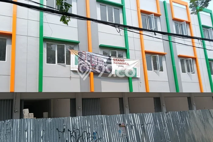 FOR SALE! Ruko di Cipondoh Tangerang, LT 71m2, LB 187m2 FOR SALE! Ruko di Cipondoh Tangerang, LT 71m2, LB 187m2