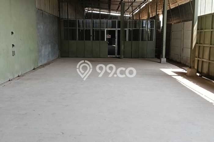Disewakan Gudang di Cipondoh Tangerang LT 1600m2, LB 800m2 Disewakan Gudang di Cipondoh Tangerang LT 1600m2, LB 800m2