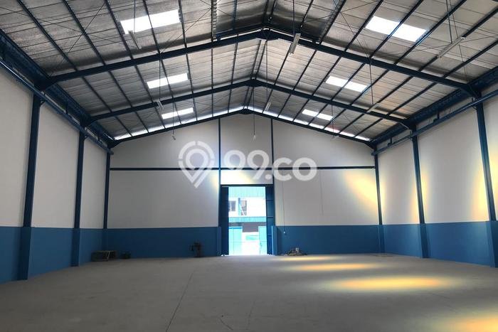 Gudang bagus disewakan di Cipondoh Tangerang dengan LB 600m2 harga sewa terbaik Gudang bagus disewakan di Cipondoh Tangerang dengan LB 600m2 harga sewa terbaik