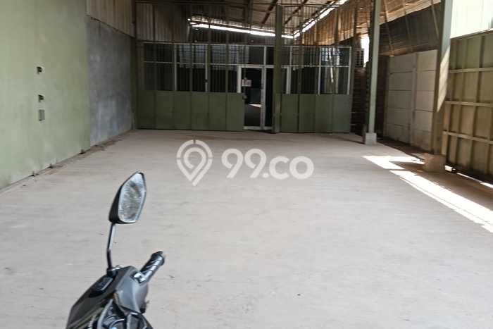 Disewakan Gudang di Cipondoh Tangerang LT 1600m2, LB 800m2 Disewakan Gudang di Cipondoh Tangerang LT 1600m2, LB 800m2