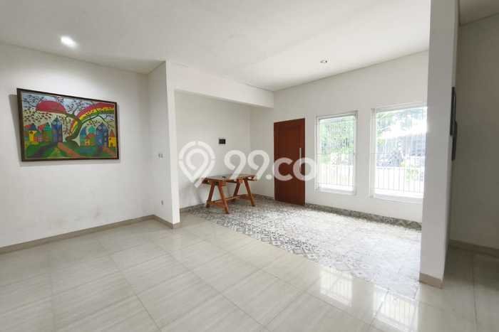 Lokasi terbaik! Rumah siap huni disewakan di Serpong Utara LB 270m2 Lokasi terbaik! Rumah siap huni disewakan di Serpong Utara LB 270m2