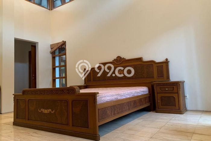 Hunian Mewah LB 500m2 Siap Pakai Desain Elegan di Sektor 8 - Bintaro, Tangerang Selatan Hunian Mewah LB 500m2 Siap Pakai Desain Elegan di Sektor 8 - Bintaro, Tangerang Selatan