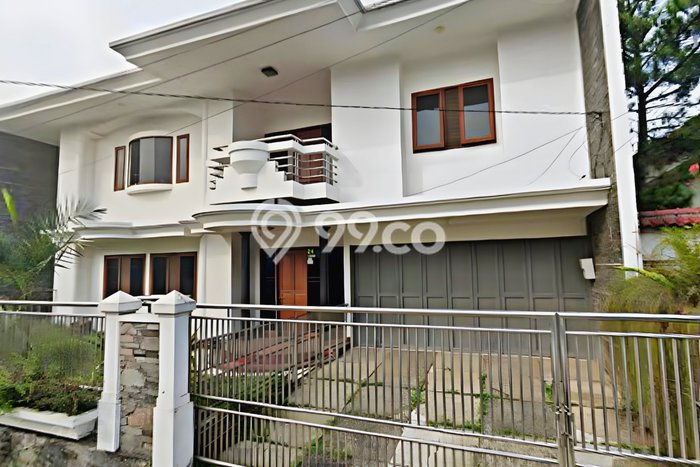 Siap Huni Rumah Mewah 5 Kamar di Andir Dekat ke Mana Saja Siap Huni Rumah Mewah 5 Kamar di Andir Dekat ke Mana Saja