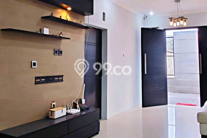 For Sale Rumah 3 Kamar Lokasi Ideal Nyaman dan Strategis di Babakan Ciparay For Sale Rumah 3 Kamar Lokasi Ideal Nyaman dan Strategis di Babakan Ciparay