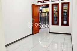 Bisa KPR! Rumah Asri di Bojongloa Kidul, Luas 60m² LB 50m² Bisa KPR! Rumah Asri di Bojongloa Kidul, Luas 60m² LB 50m²