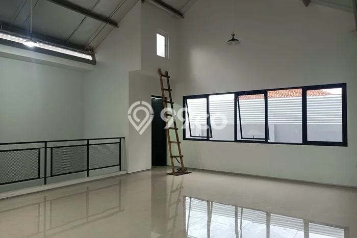 Komersial disewakan di Lengkong Bandung dengan luas bangunan 308m2 Komersial disewakan di Lengkong Bandung dengan luas bangunan 308m2