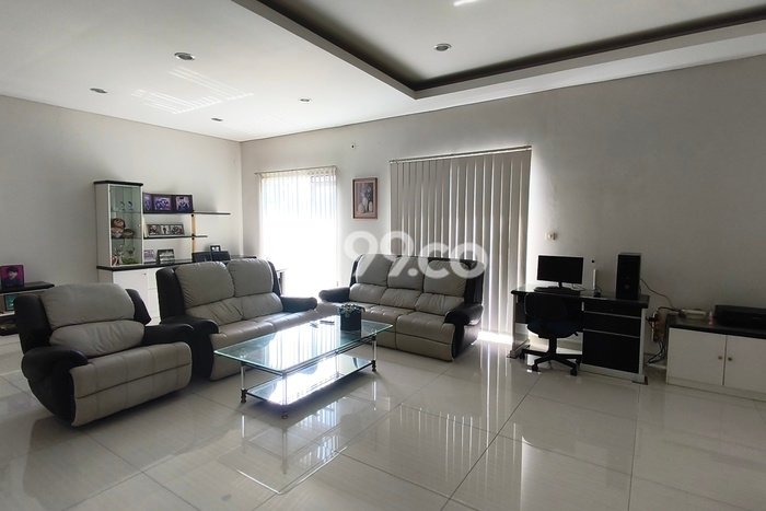Dijual Rumah Premium dengan Fasilitas Sekitar Komplit di Sukasari, Bandung Dijual Rumah Premium dengan Fasilitas Sekitar Komplit di Sukasari, Bandung