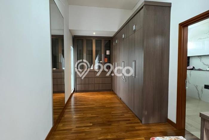 Rumah sewa siap pakai 4 KT di Setra Duta, Bandung Rumah sewa siap pakai 4 KT di Setra Duta, Bandung