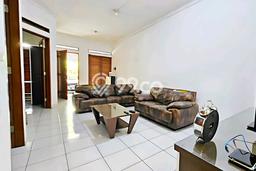 Rumah Strategis Minimalis Lb 121m2 di Batununggal, Bandung Rumah Strategis Minimalis Lb 121m2 di Batununggal, Bandung