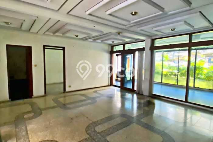 Rumah Mewah Siap Huni LT 446m2 di Sukasari, Bandung Rumah Mewah Siap Huni LT 446m2 di Sukasari, Bandung