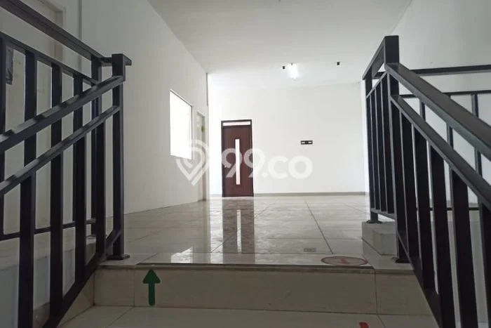 Gudang untuk Disewa di Pusat Bandung Luas Bangunan 3000m2 Gudang untuk Disewa di Pusat Bandung Luas Bangunan 3000m2
