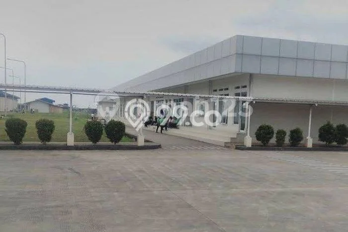 Unit Gudang disewakan di Cikampek Karawang dengan LT 40000m2 / LB 25000m2 Unit Gudang disewakan di Cikampek Karawang dengan LT 40000m2 / LB 25000m2