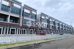 FOR RENT! Ruko di Summarecon Bekasi Cocok untuk Bisnis 225m2 FOR RENT! Ruko di Summarecon Bekasi Cocok untuk Bisnis 225m2