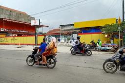 Disewakan Komersial di Pusat Kota Bekasi Ramai Strategis Disewakan Komersial di Pusat Kota Bekasi Ramai Strategis
