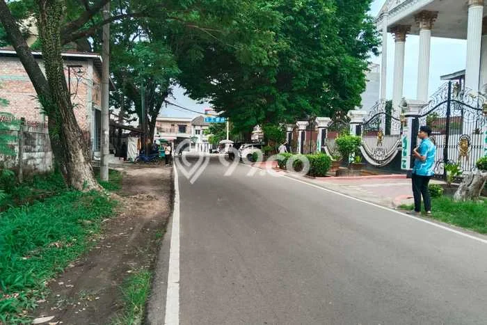 Jarang Ada! Tanah di Bukit Kecil Punya Luas 160m2 SHM Jarang Ada! Tanah di Bukit Kecil Punya Luas 160m2 SHM