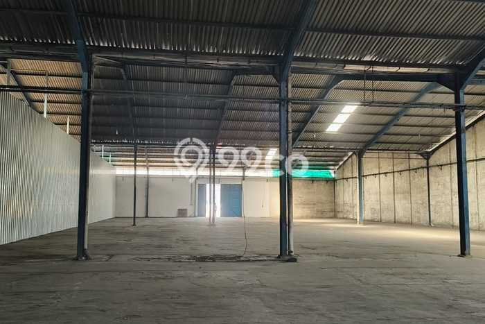 FOR RENT! Gudang di Daan Mogot Cocok untuk Bisnis 1974m2 FOR RENT! Gudang di Daan Mogot Cocok untuk Bisnis 1974m2