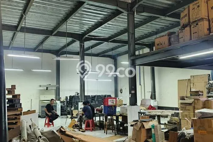 Disewakan Gudang di Pusat Kota Tangerang Ramai Strategis Disewakan Gudang di Pusat Kota Tangerang Ramai Strategis