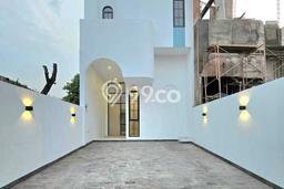For Sale! Luxury House LT 105m2 Desain Modern di Citra Garden For Sale! Luxury House LT 105m2 Desain Modern di Citra Garden