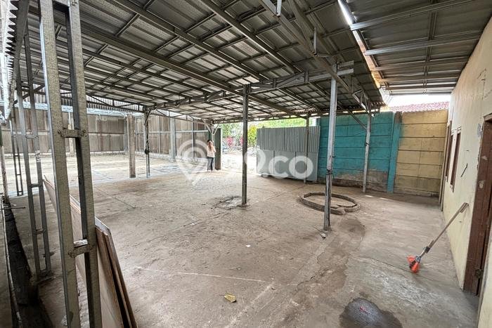 Disewakan Komersial di Legok Tangerang LT 1000m2, LB 714m2 Disewakan Komersial di Legok Tangerang LT 1000m2, LB 714m2