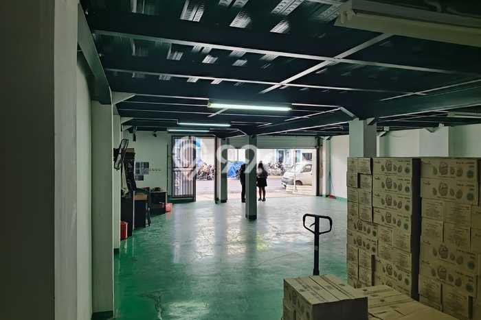 Untuk Dijual! Gudang di Daan Mogot Jakarta Barat LT 180m2 / LB 405m2 Kawasan Bisnis Untuk Dijual! Gudang di Daan Mogot Jakarta Barat LT 180m2 / LB 405m2 Kawasan Bisnis