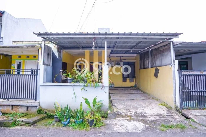 Jual Rumah Minimalis Bagus Punya 4 KT di Cilodong Depok - Jual Rumah Minimalis Bagus Punya 4 KT di Cilodong Depok -