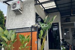 For Sale Rumah 2 Kamar Lokasi Ideal Bagus dan Strategis di Cibinong For Sale Rumah 2 Kamar Lokasi Ideal Bagus dan Strategis di Cibinong