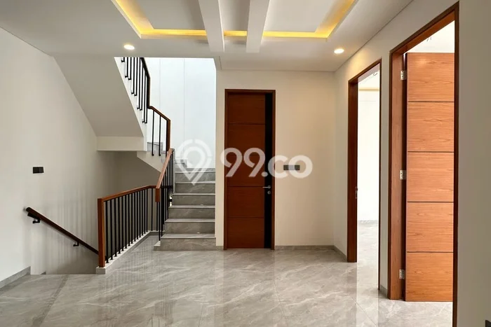 Rumah Elit Modern Tanpa Renovasi di Pondok Indah Jakarta Selatan Rumah Elit Modern Tanpa Renovasi di Pondok Indah Jakarta Selatan