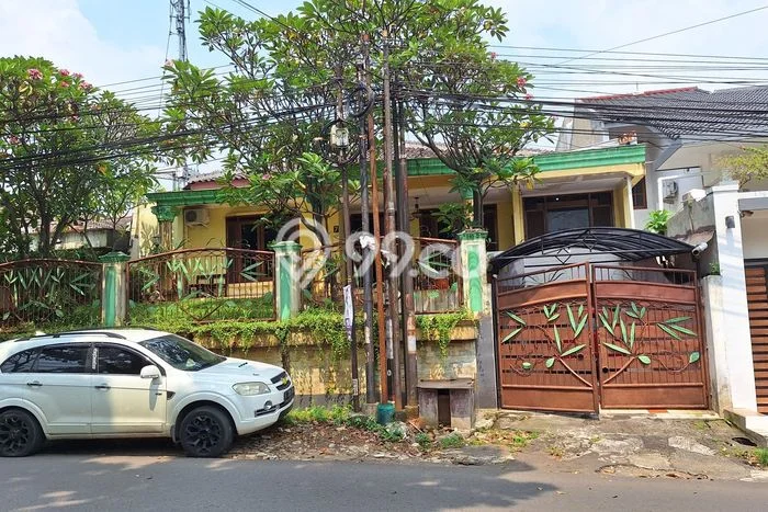 For Sale! Premium House LT 450m2 Desain Elegan di Tegallega For Sale! Premium House LT 450m2 Desain Elegan di Tegallega