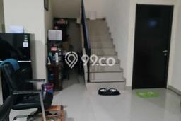Ready to Use! Luxury House LT 200m2 Desain Modern di Meruya Ready to Use! Luxury House LT 200m2 Desain Modern di Meruya
