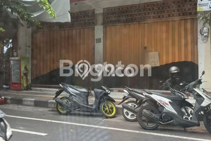 Disewakan Ruko komersial di Denpasar Selatan luas bangunan 387m2 Disewakan Ruko komersial di Denpasar Selatan luas bangunan 387m2