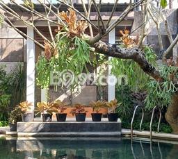 Ready to Use! Premium House LT 218m2 Desain Elegan di Nusa Dua Ready to Use! Premium House LT 218m2 Desain Elegan di Nusa Dua