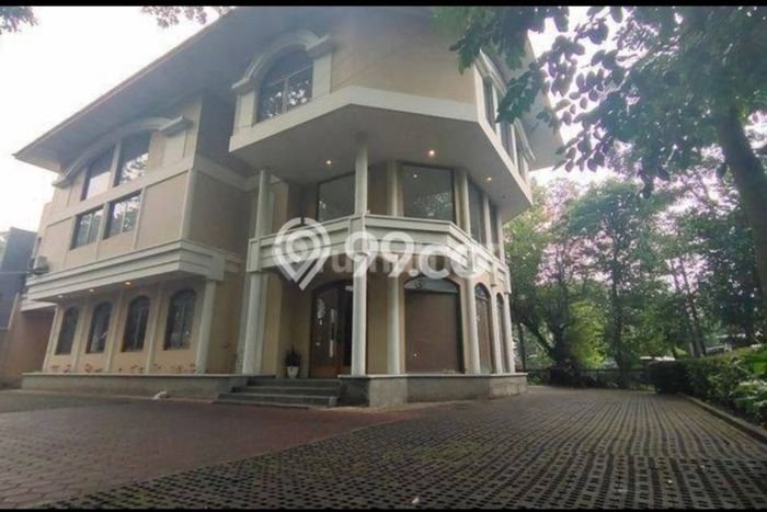 Kantor Premium Kawasan , Luas 690m2m², Lokasi Bisnis, Akses Bandung, Bandung Kantor Premium Kawasan , Luas 690m2m², Lokasi Bisnis, Akses Bandung, Bandung