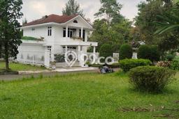 Jual Rumah Mewah Elegan Dengan View Cantik di Setiabudi, Bandung Jual Rumah Mewah Elegan Dengan View Cantik di Setiabudi, Bandung