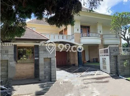 Rumah Luxury Modern Tanpa Renovasi di Dago Bandung Rumah Luxury Modern Tanpa Renovasi di Dago Bandung