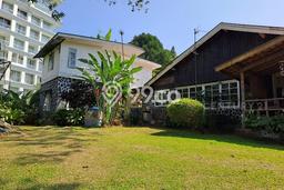 Rumah Elit Modern Siap Huni di Ciumbuleuit Bandung Rumah Elit Modern Siap Huni di Ciumbuleuit Bandung
